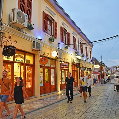 Promenade فندق 3*